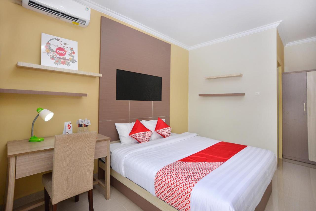 Oyo 583 Puri Gejayan Asri Syariah Hotel Kejayan Buitenkant foto